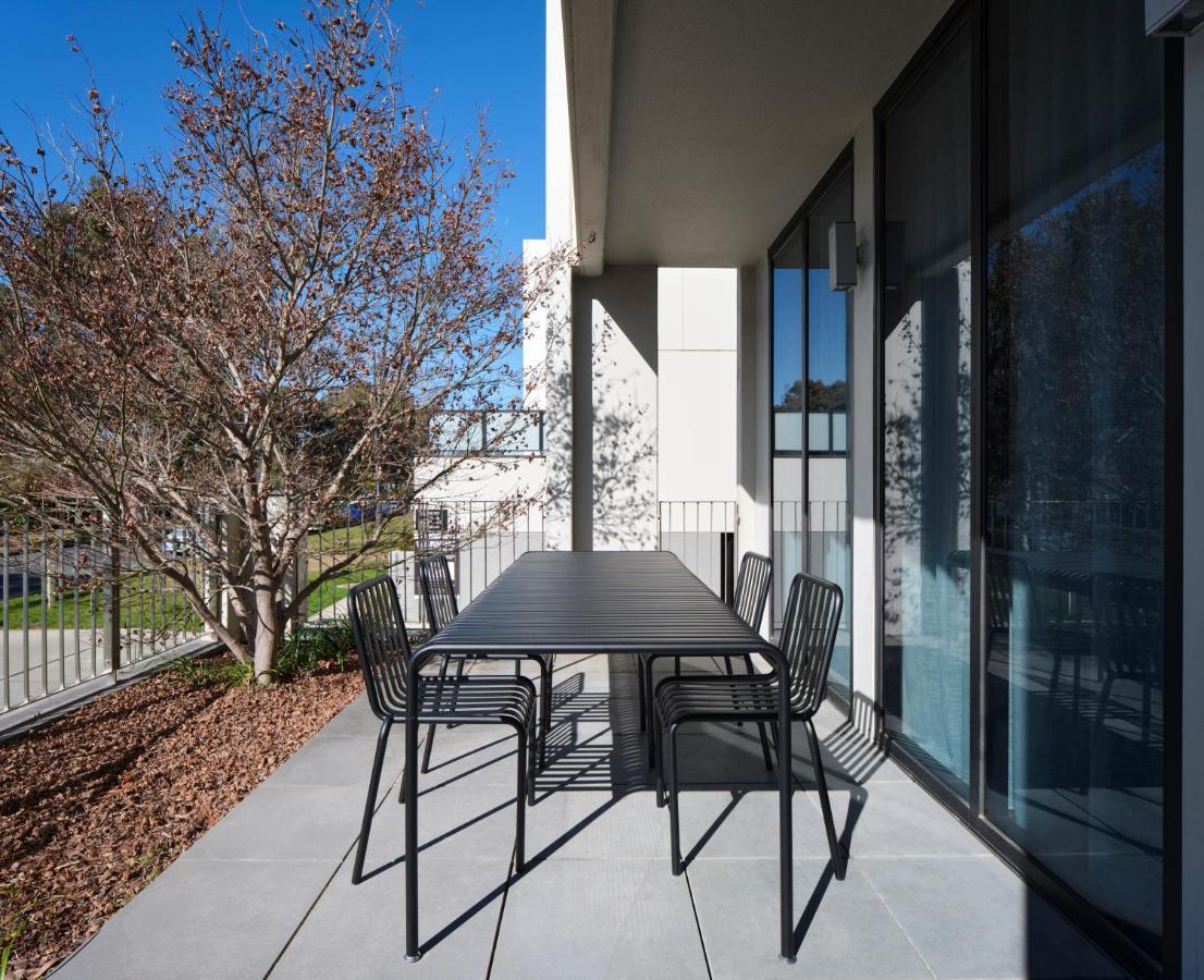 Burbury Hotel Camberra Exterior foto