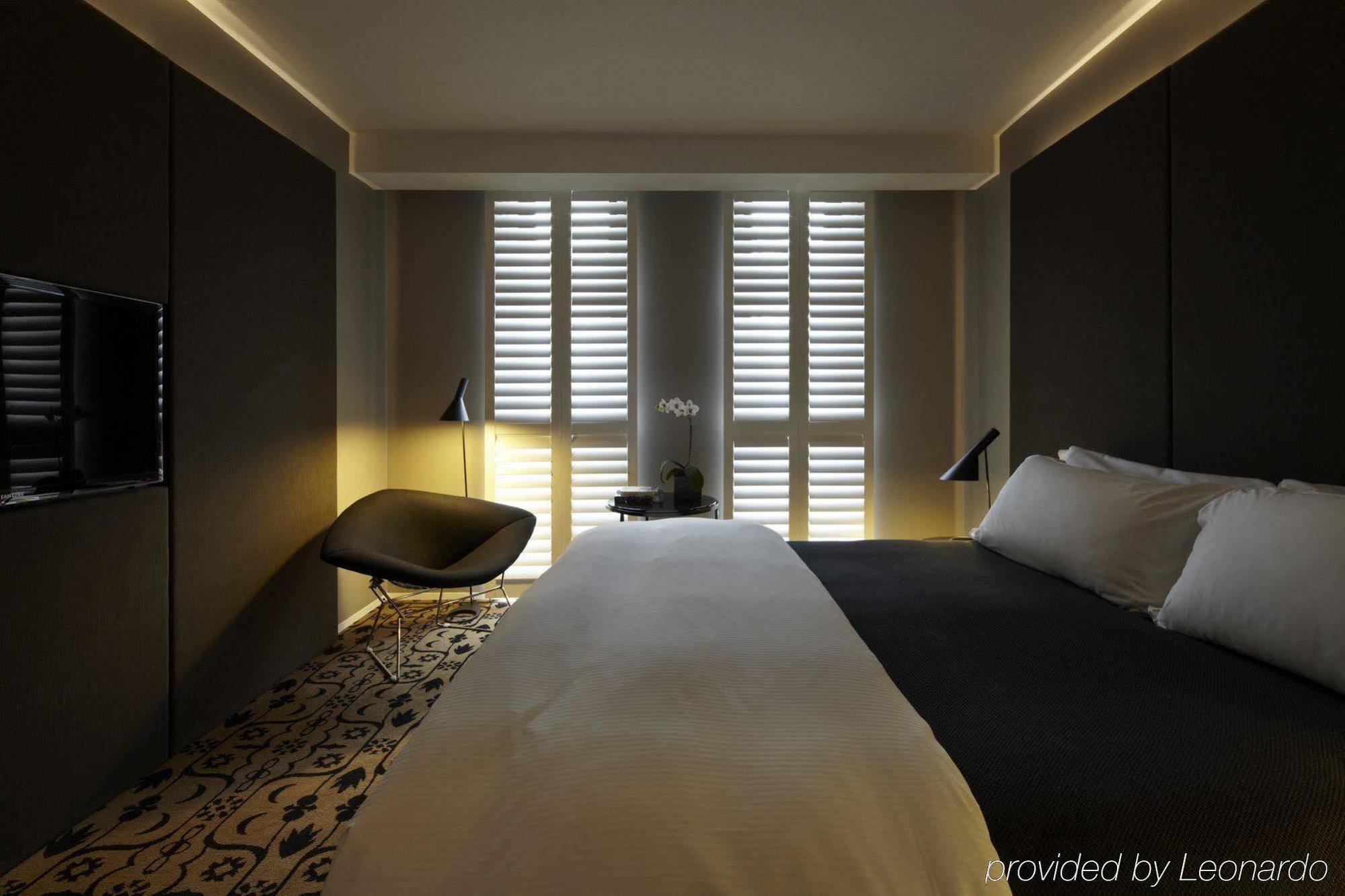 Burbury Hotel Camberra Quarto foto